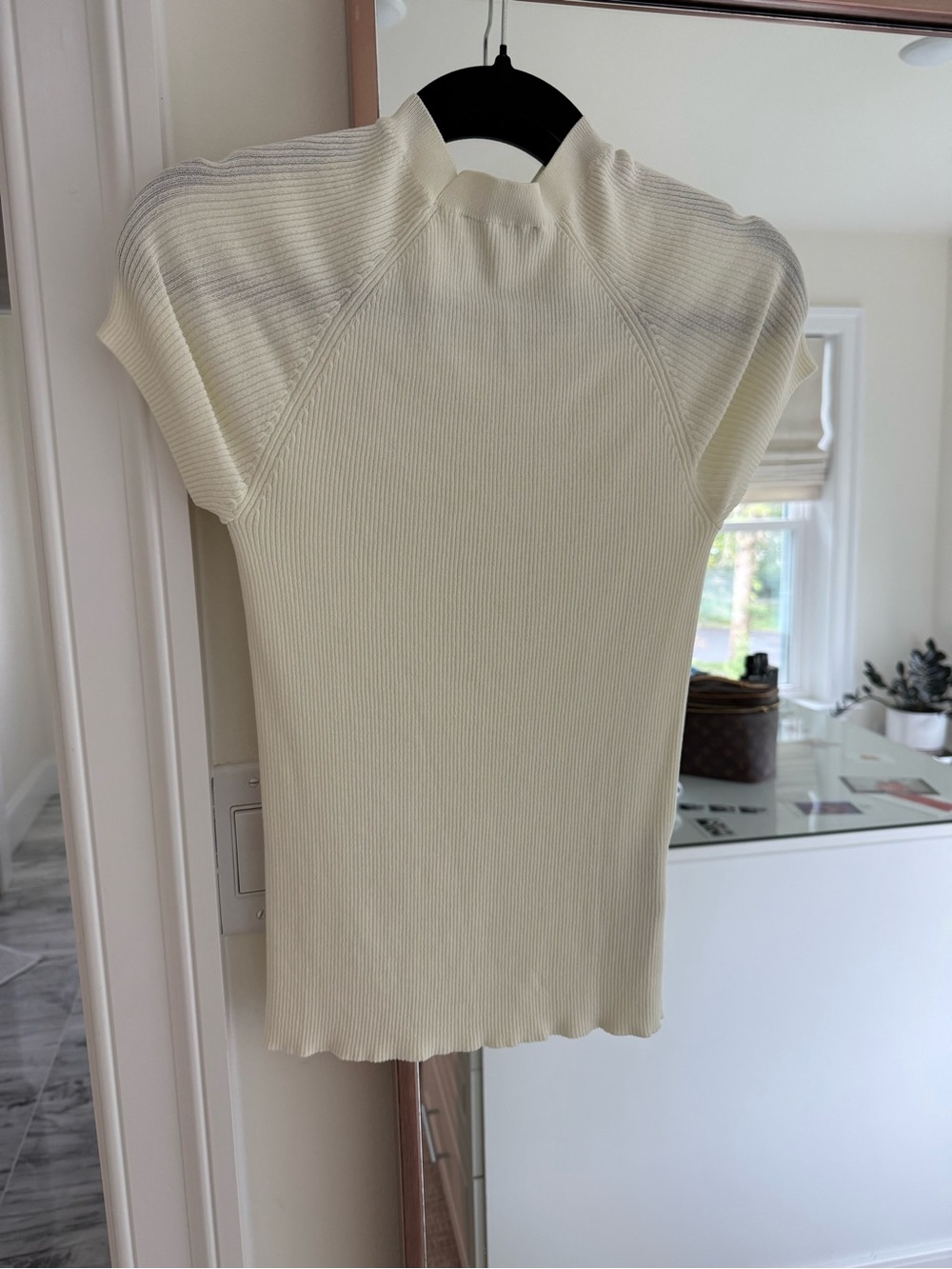 Mango Cream Ribbed Short-Sleeve Knit Top